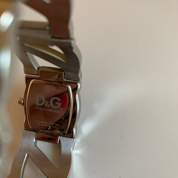 Dolce & Gabanna Watch - Picture 5 of 7